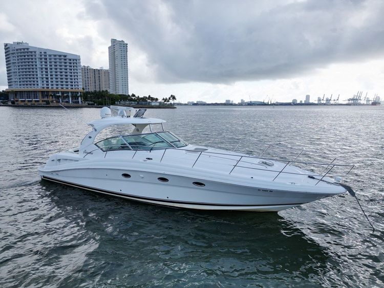 SEA RAY SUNDANCER 44