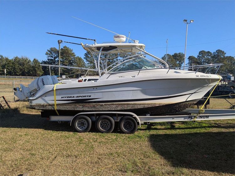 25' Hydra-Sports 2010 2500 VX