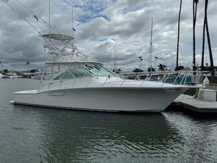 2008 Cabo 40 Express