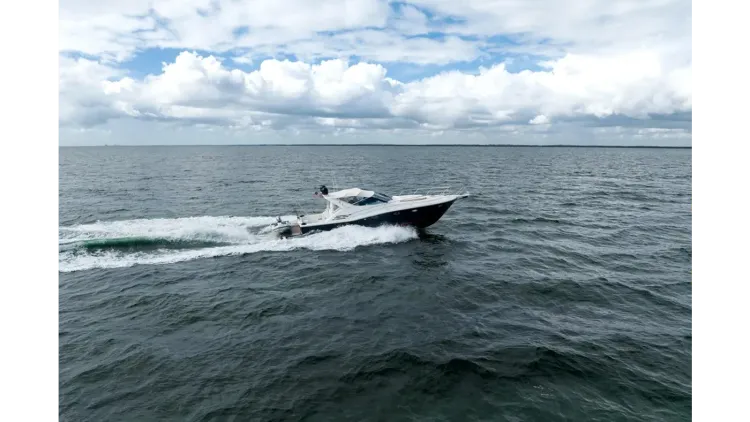 2001 Uniesse 48 Open