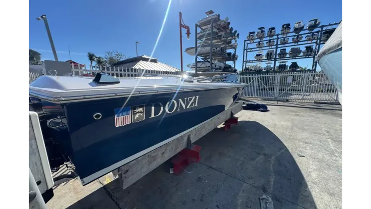 2002 Donzi 22 Classic