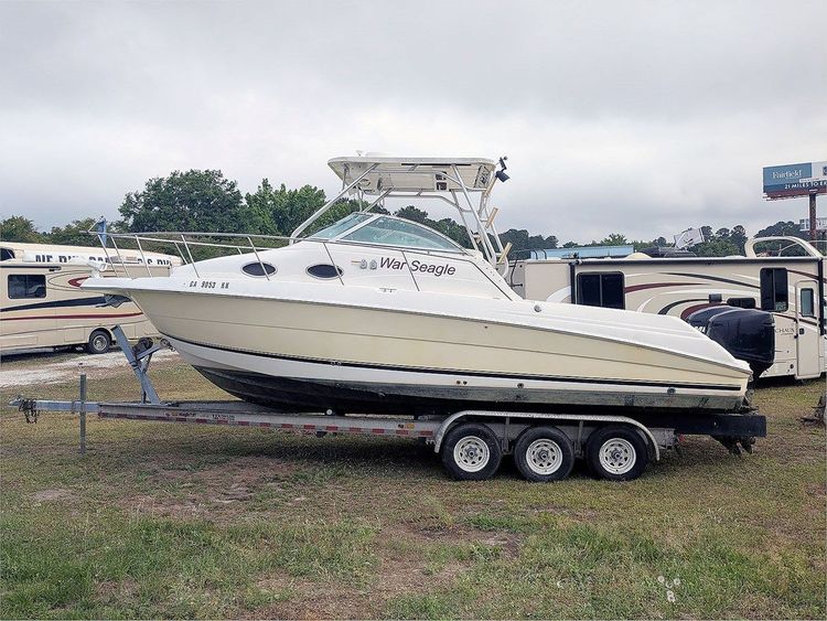 27' Wellcraft 2004 270 Coastal