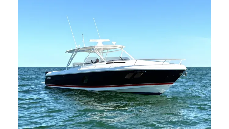 2012 Intrepid 400 Cuddy