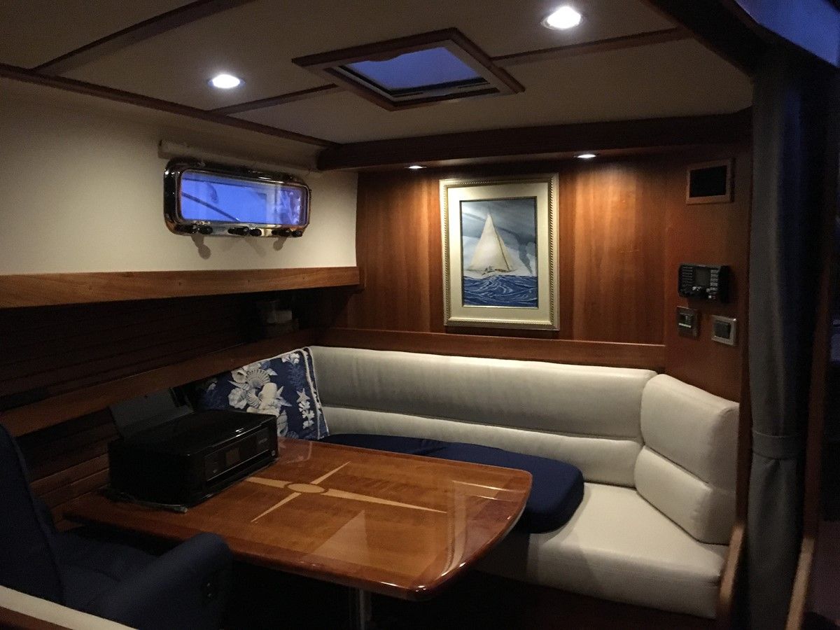 Продажа яхты FIRST LIGHT - SABRE