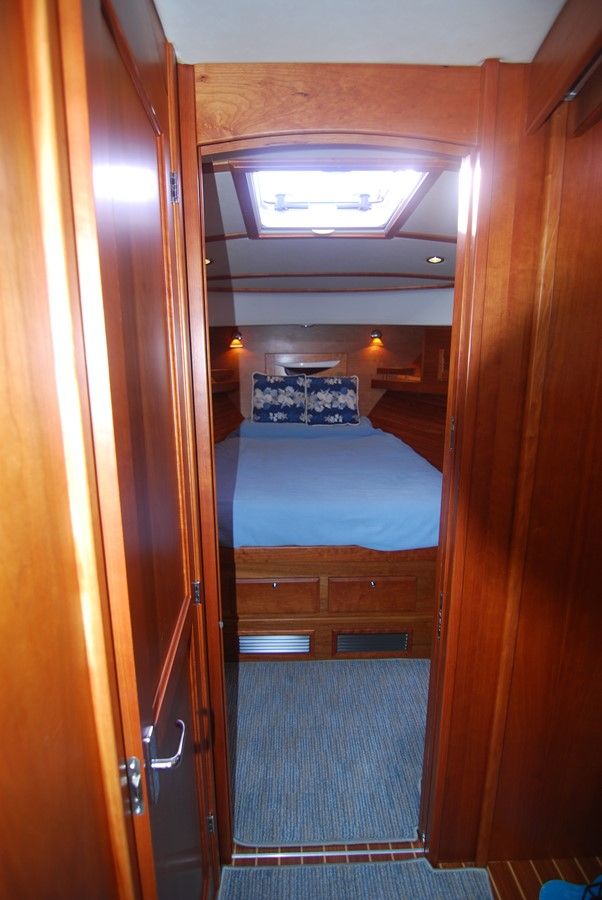 Купить яхту FIRST LIGHT 40 в Shestakov Yacht Sales
