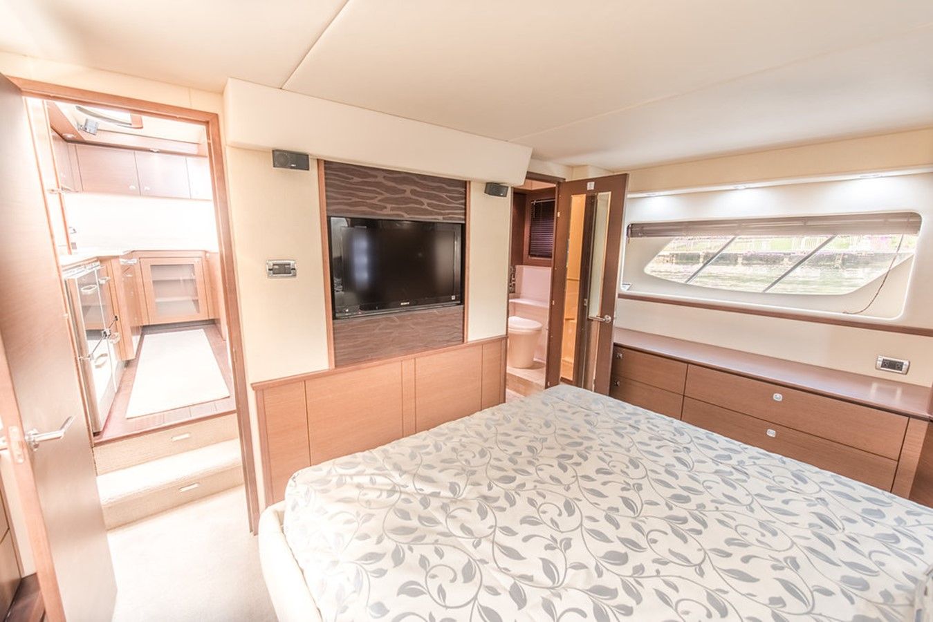 the best price on Sapphire