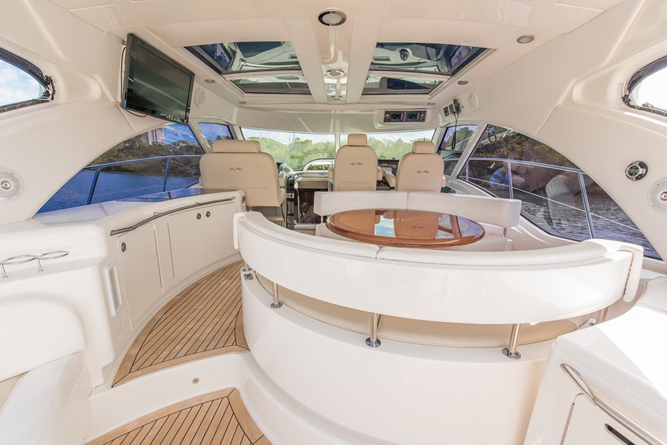 best yacht sales deals Sapphire - SEA RAY