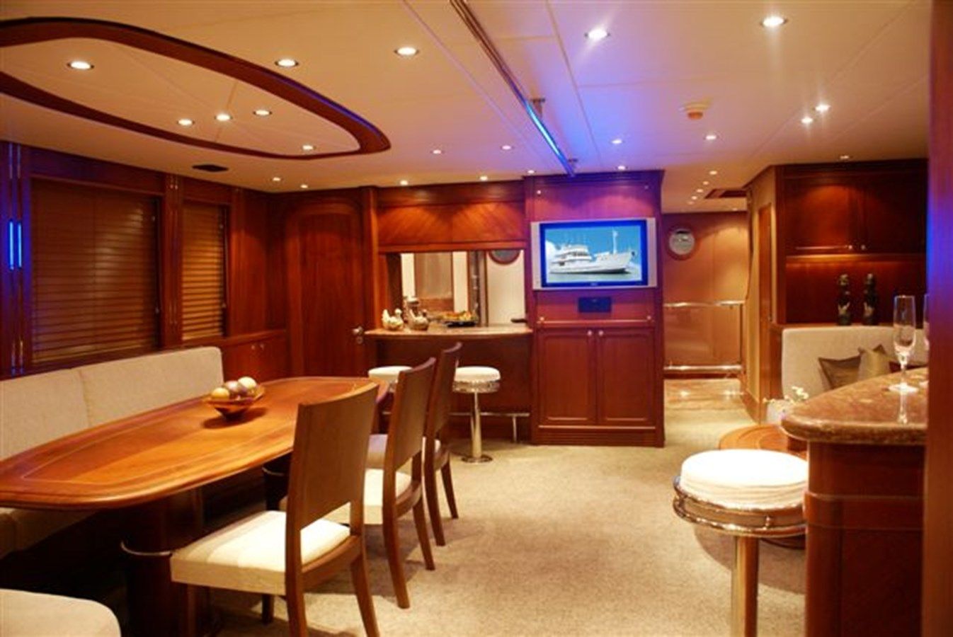 Лучшие предложения покупки яхты Victoria Explorer 105