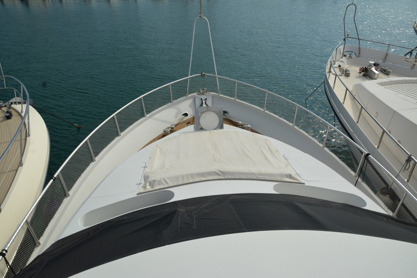 the best price on White Shark 1991