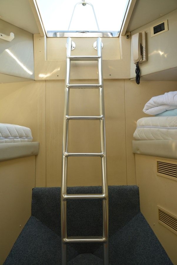 Buy a White Shark - VERSILCRAFT at Shestakov Yacht Sales