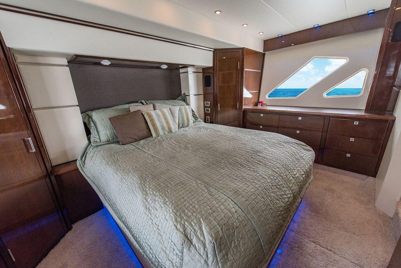 Buy a Sweet Life 2007 at Shestakov Yacht Sales