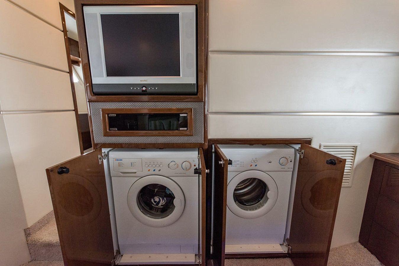 Buy a Sweet Life 56 at Shestakov Yacht Sales