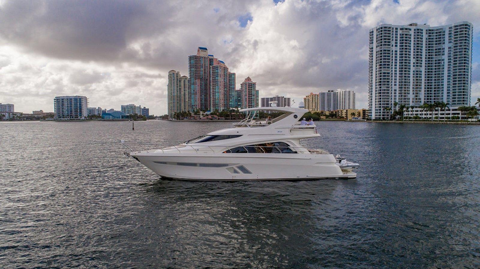 best yacht sales deals Sweet Life 55 LS Flybridge