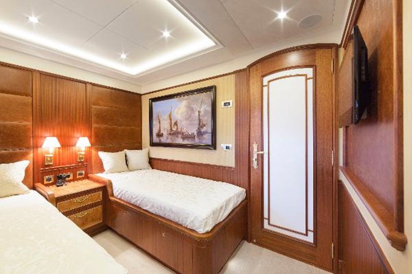 best yacht sales deals 121 ft Explorer 37 121