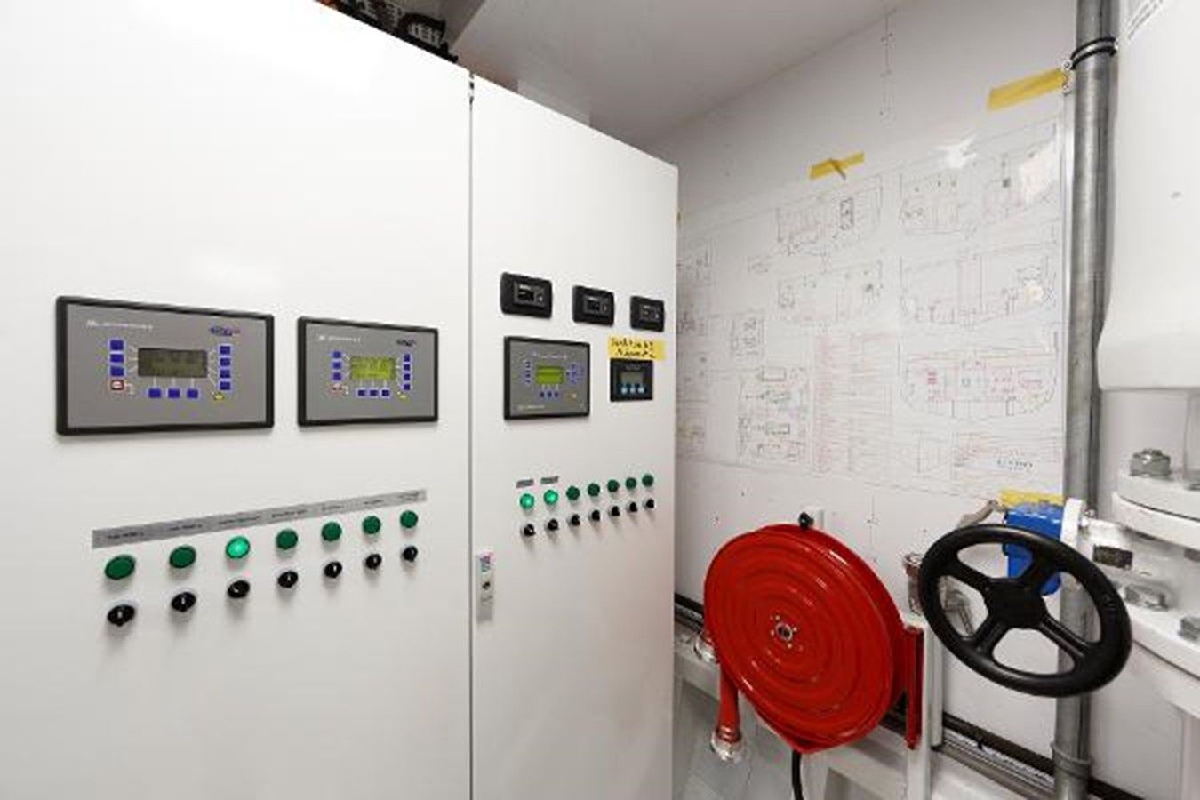 Buy a 121 ft Explorer 37 121 at Shestakov Yacht Sales