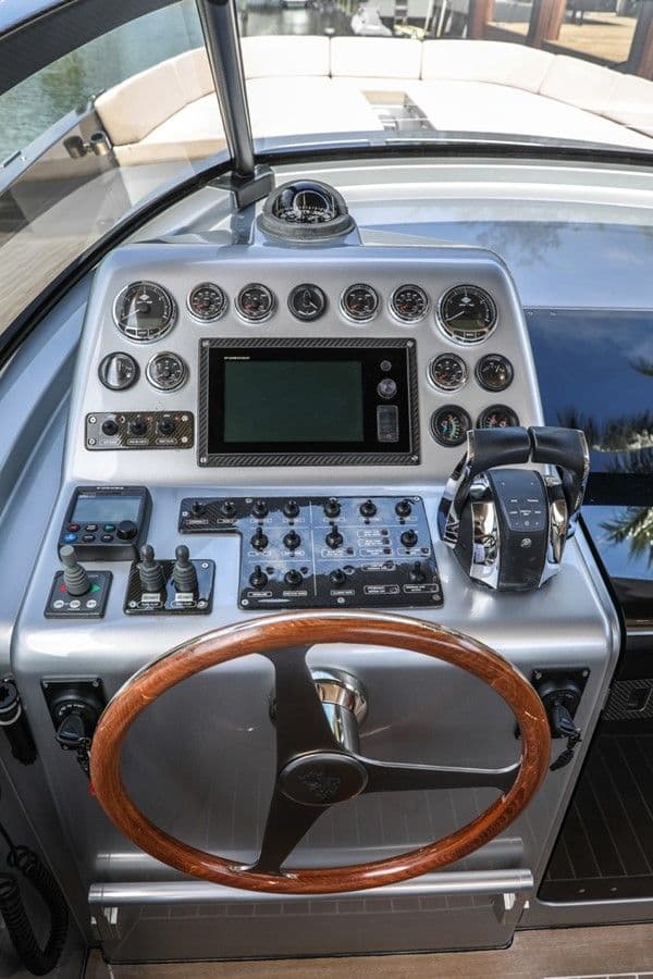 Continental 43 Tender 43