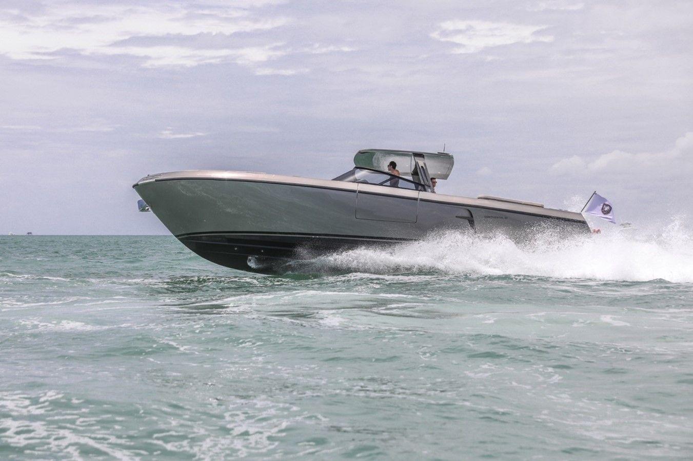 the best price on Continental 43 Tender 43