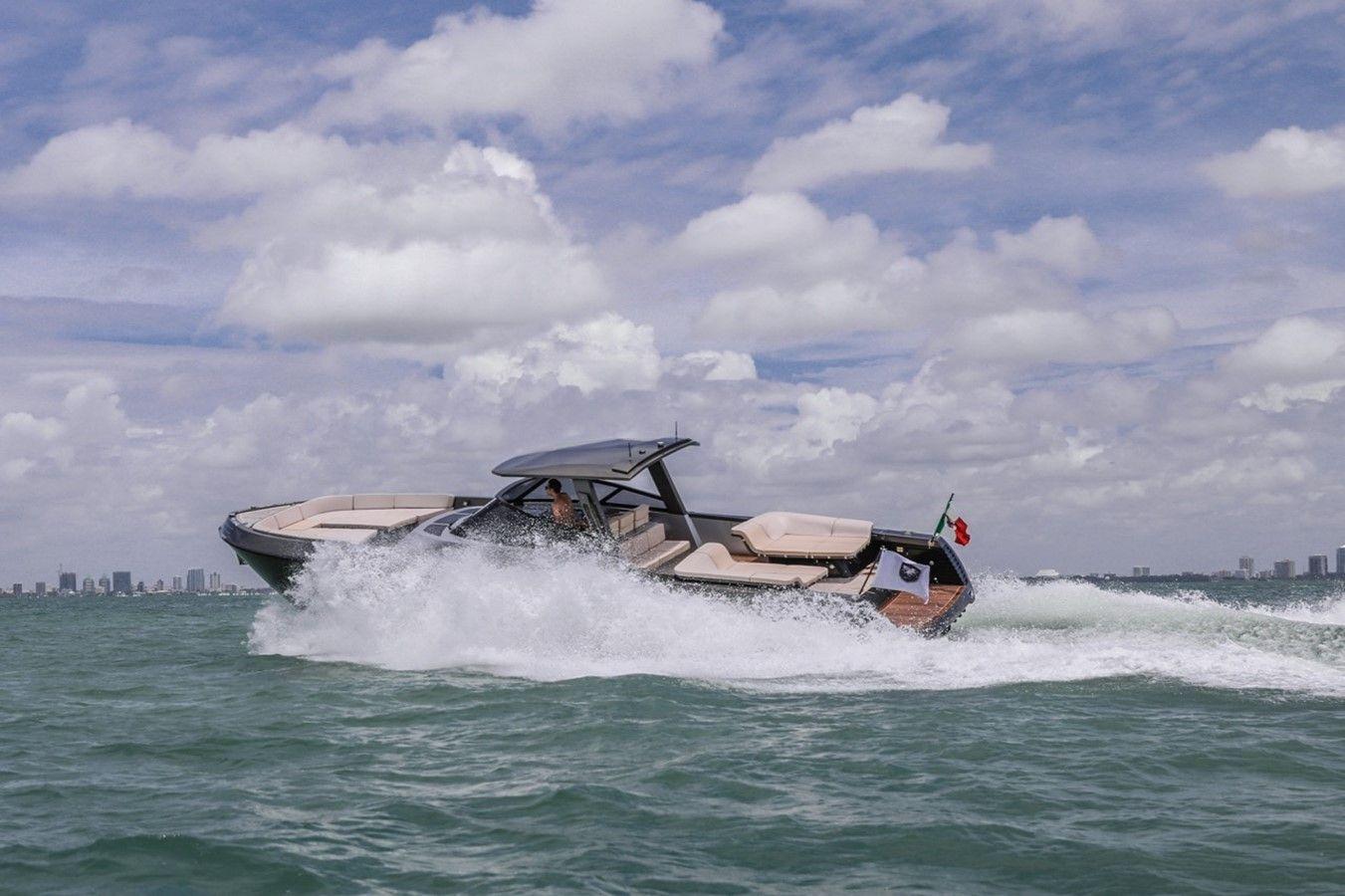 Buy a yacht Continental 43 Tender 43