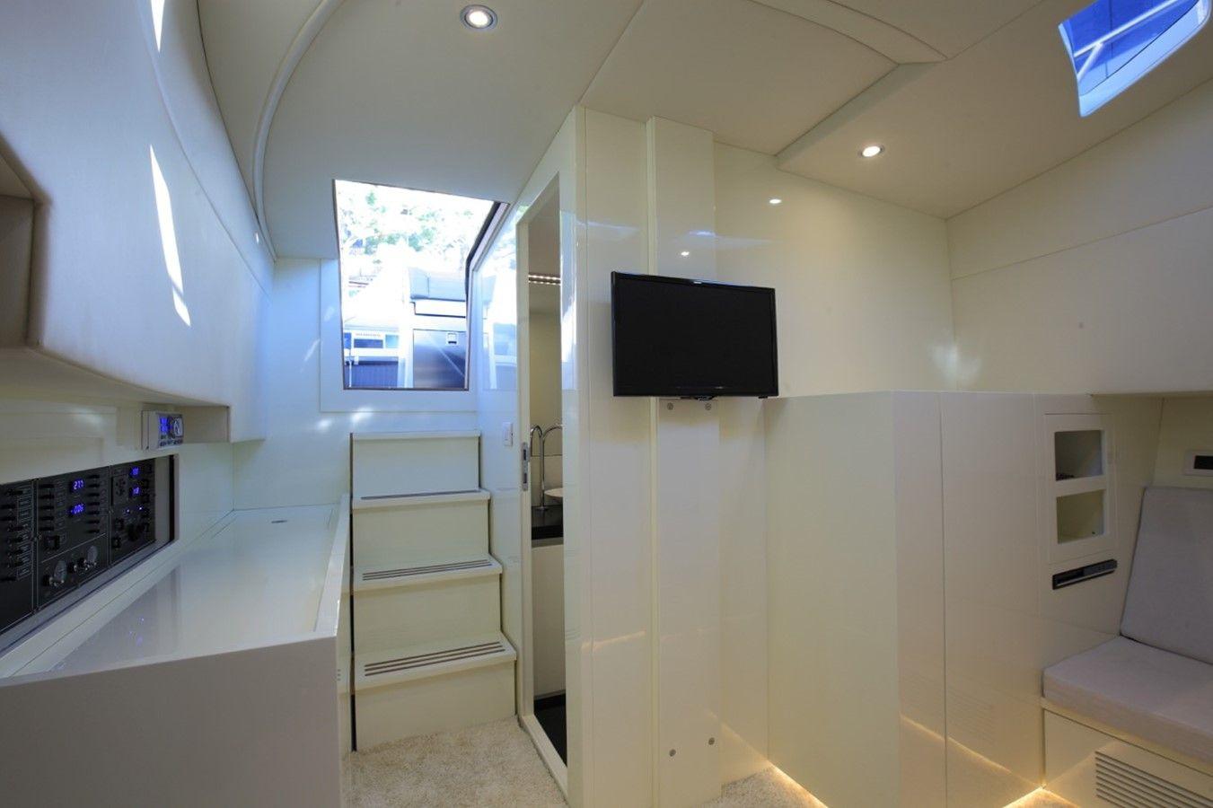 the best price on Continental 43 Tender Continental 43 Tender