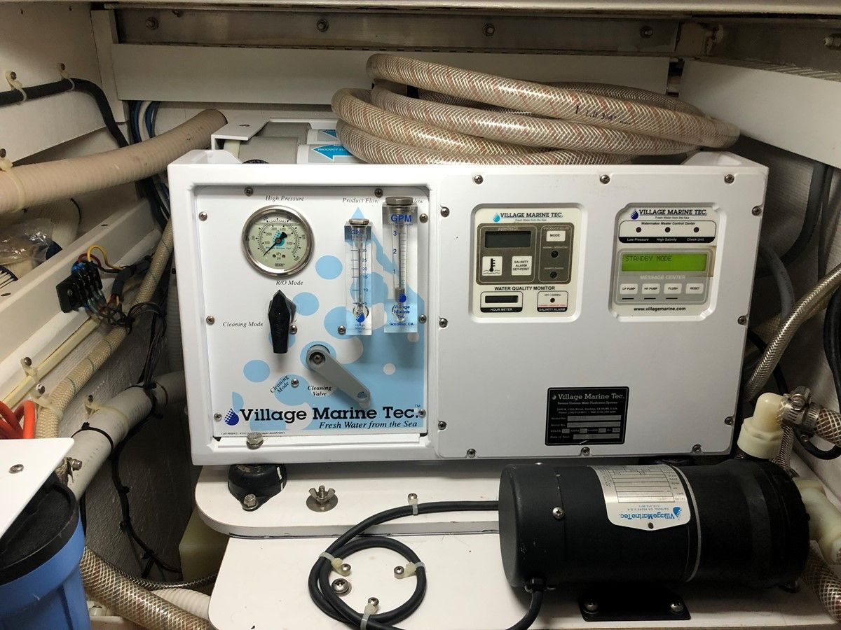 Buy a Silver Fox 42 SportFish at Shestakov Yacht Sales