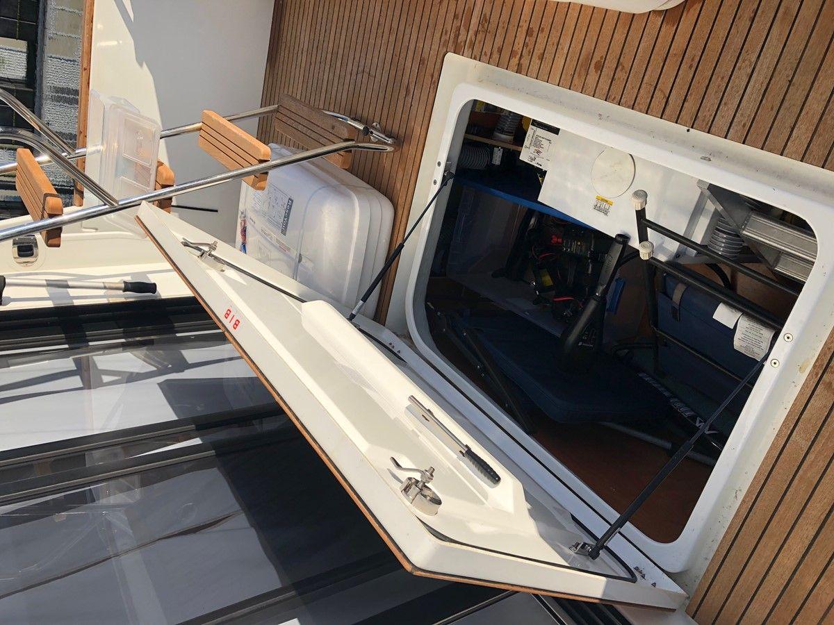 Buy a yacht Amour 2018