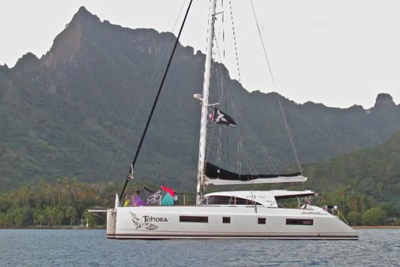 Buy a yacht TOHORA 2012