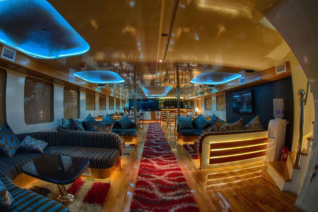 the best price on BETELGUESER - CUSTOM