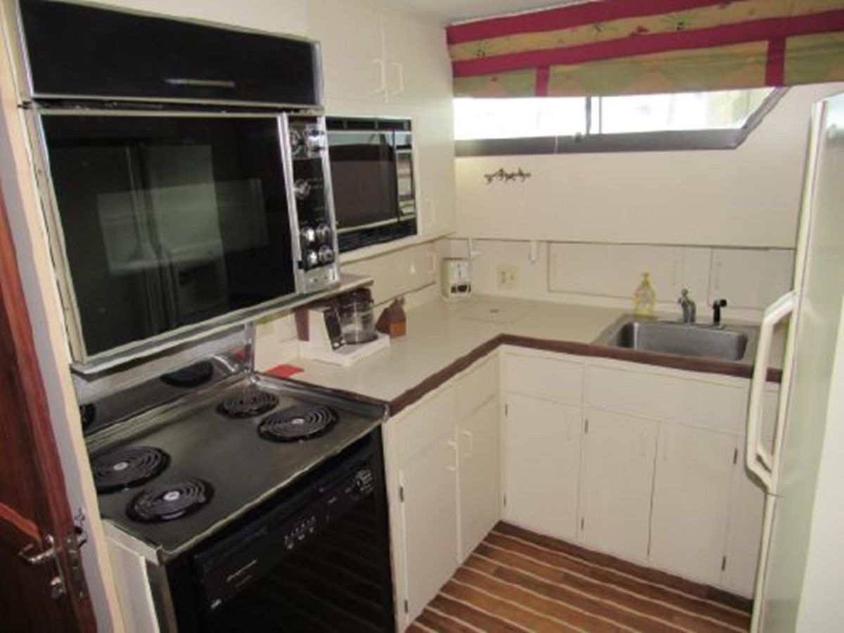 MY WAY - Hatteras price