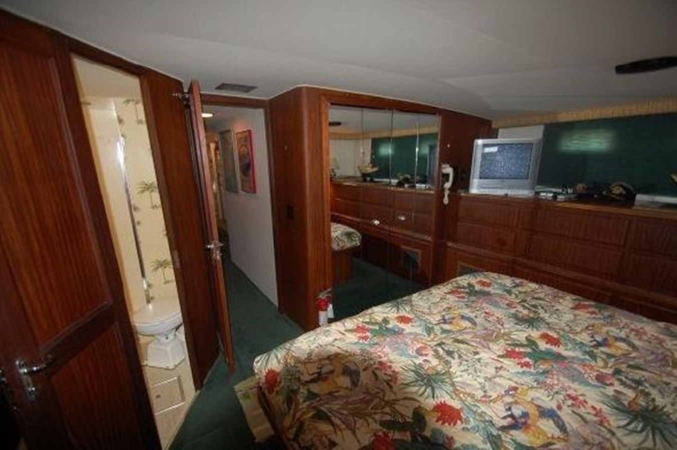 the best price on MY WAY MY Stabilized Bow Thruster