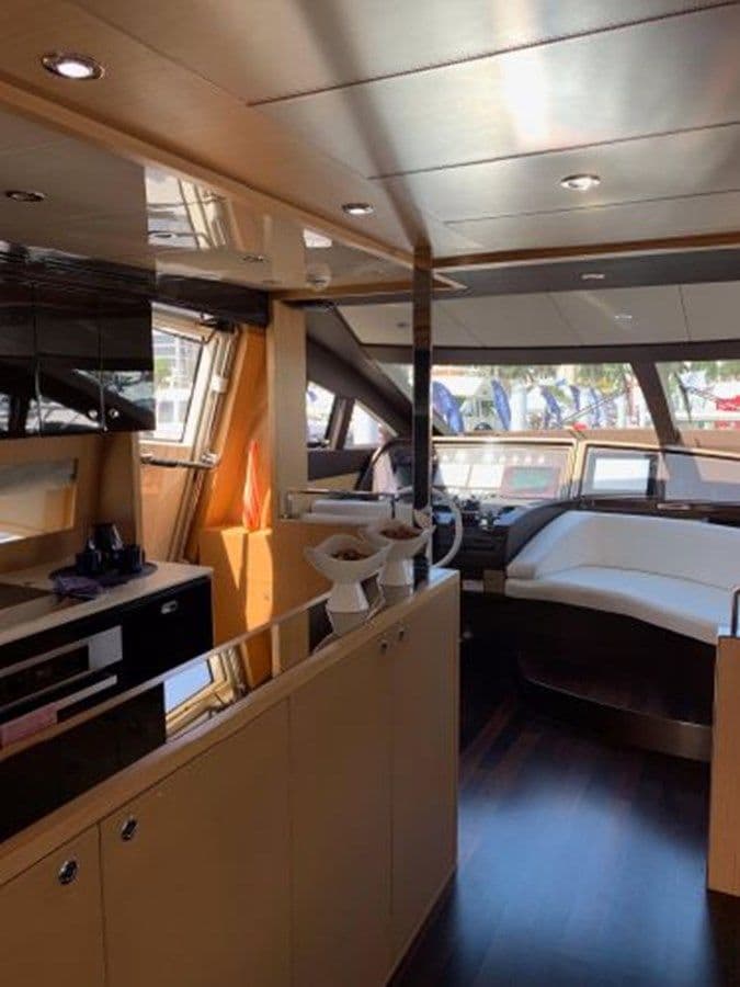 best yacht sales deals 2013 Riva 75 Venere Super - RIVA YACHT