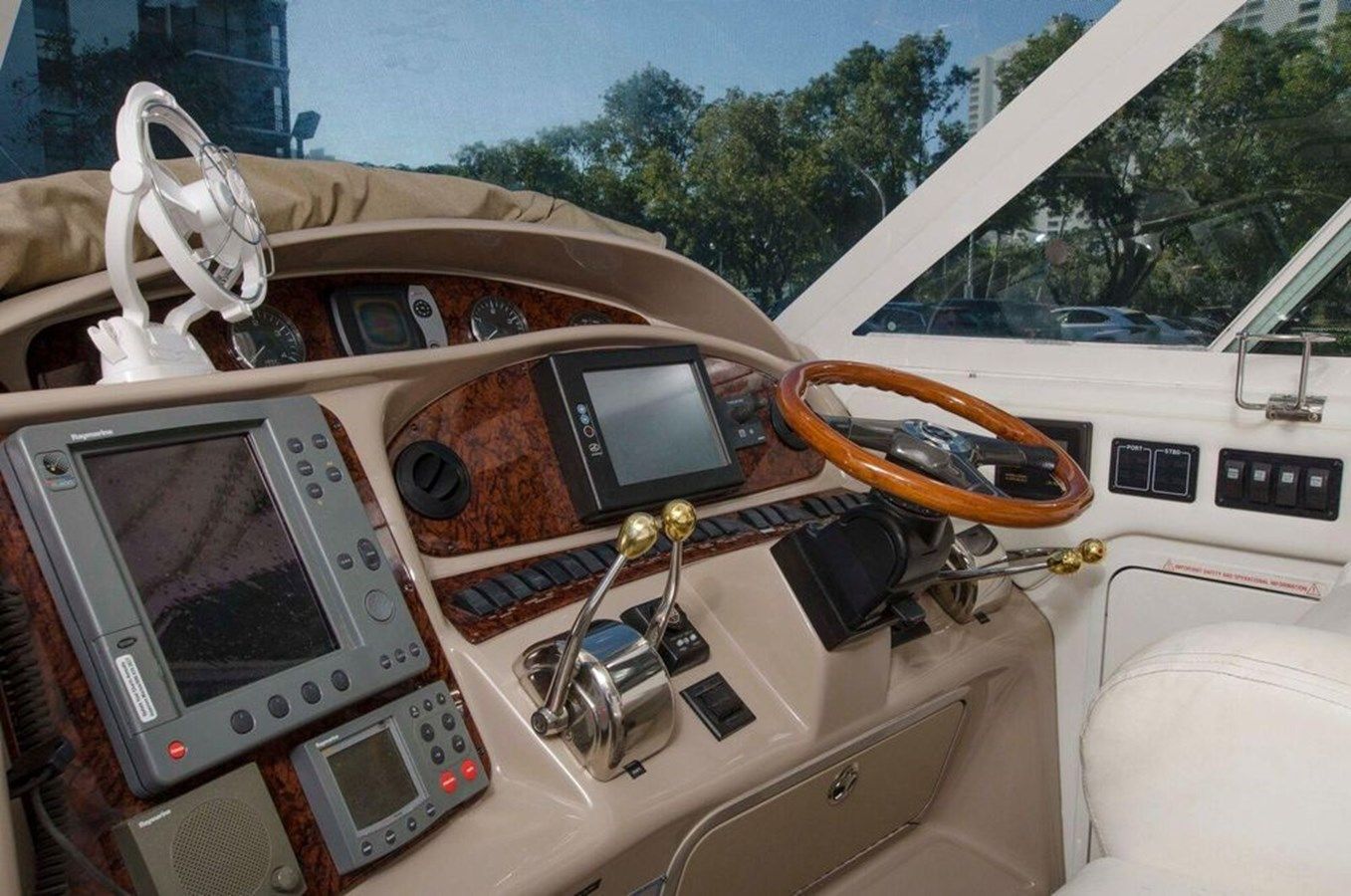 Купить яхту - 2004 в Shestakov Yacht Sales