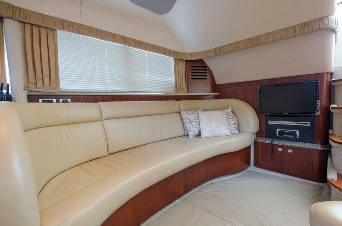 Продажа яхты - - SEA RAY