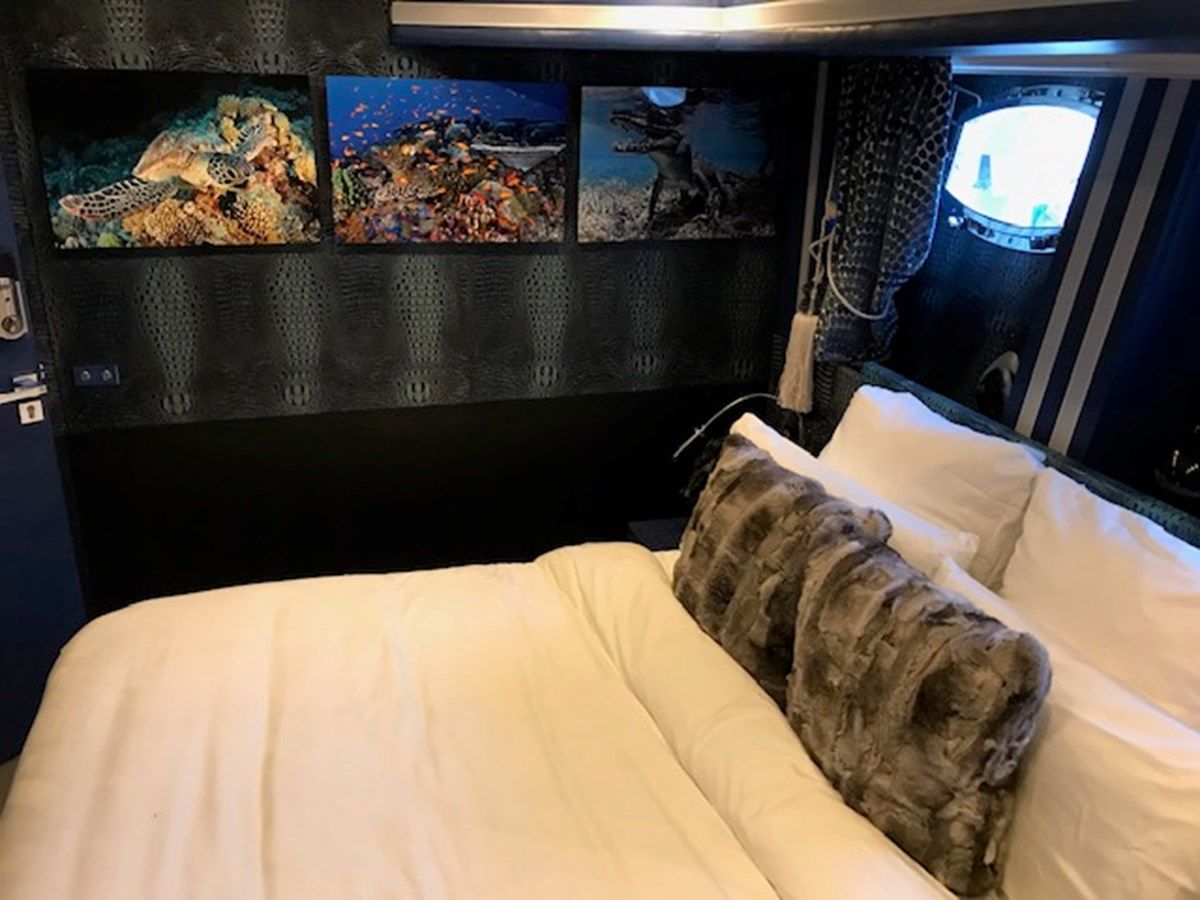 Buy a yacht Kisses 92