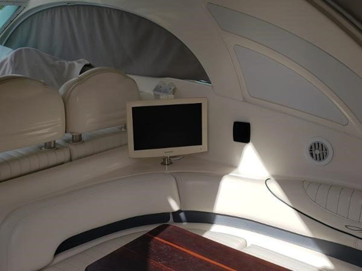 best yacht sales deals Zuzubem