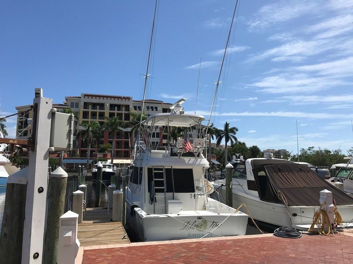 Стоимость яхты - 44