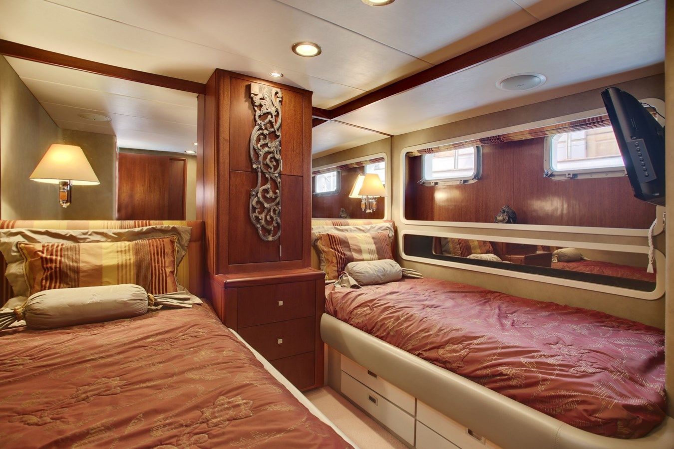 Buy a yacht Alexis 90