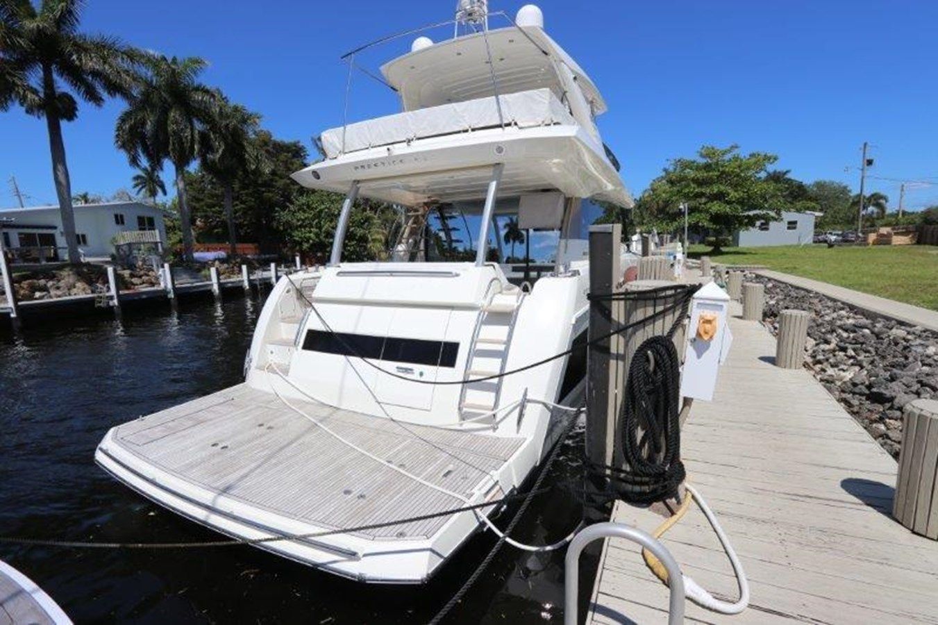 the best price on Breathe Easy Motoryacht