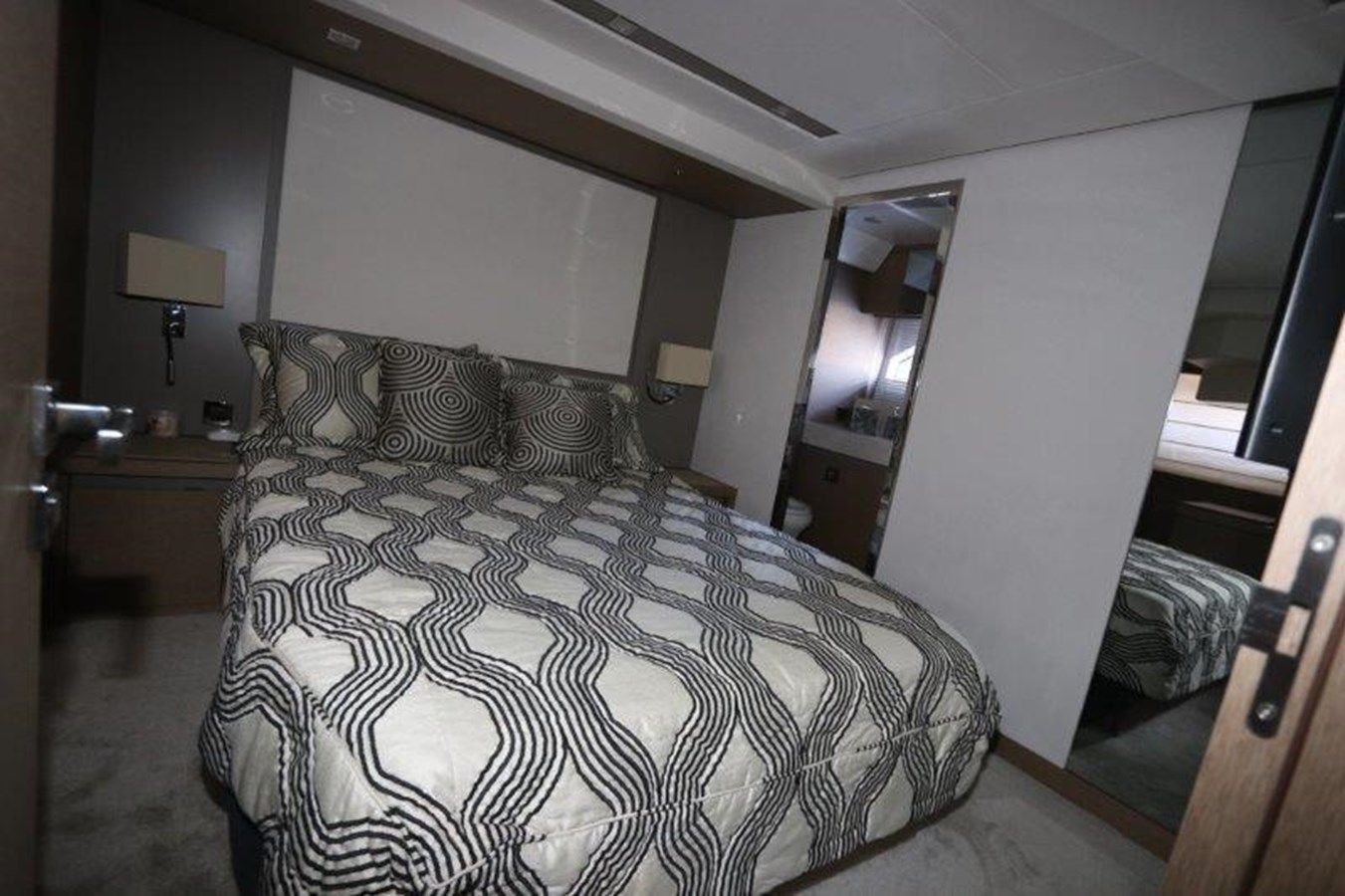 Buy a yacht Breathe Easy Motoryacht