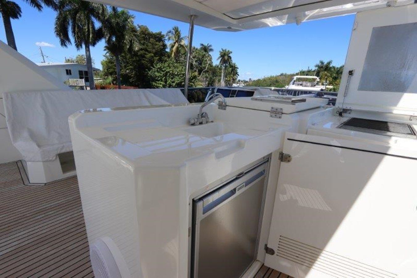 best yacht sales deals Breathe Easy Motoryacht