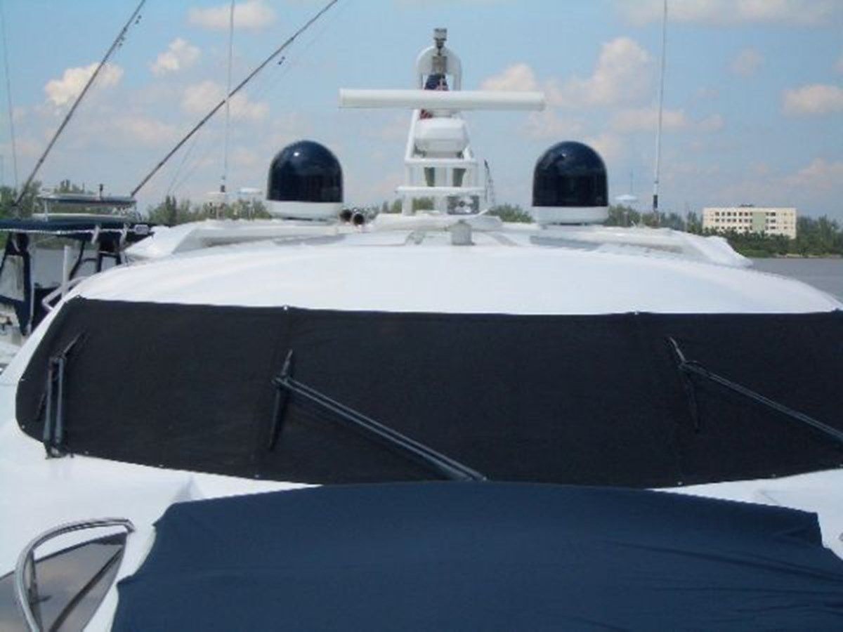 Buy a yacht H 2 Group 1999