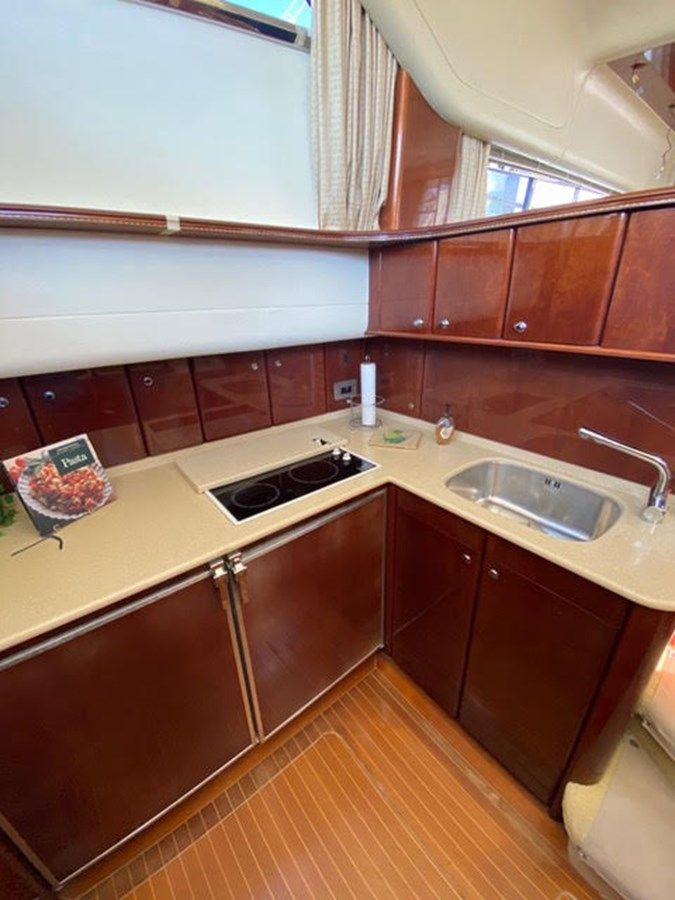 Стоимость яхты Amenities - VIKING