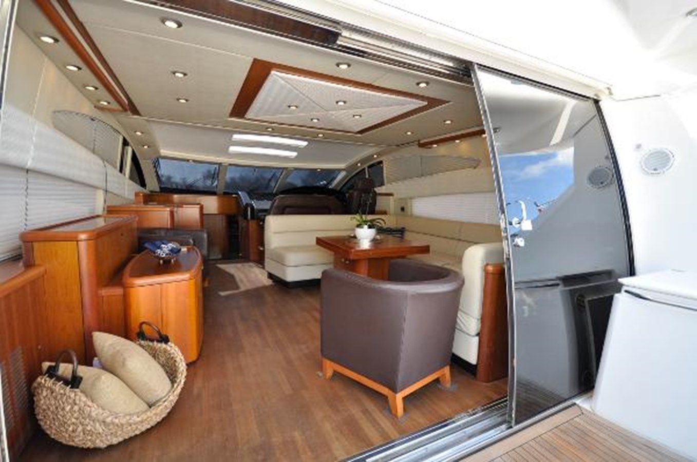 Buy a - Predator at Shestakov Yacht Sales