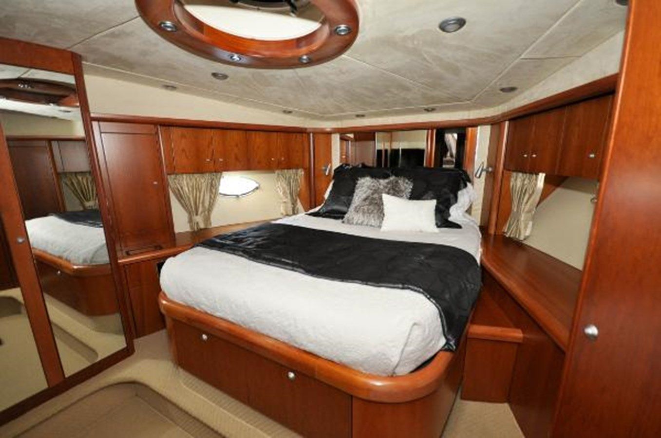 Buy a yacht - - Sunseeker