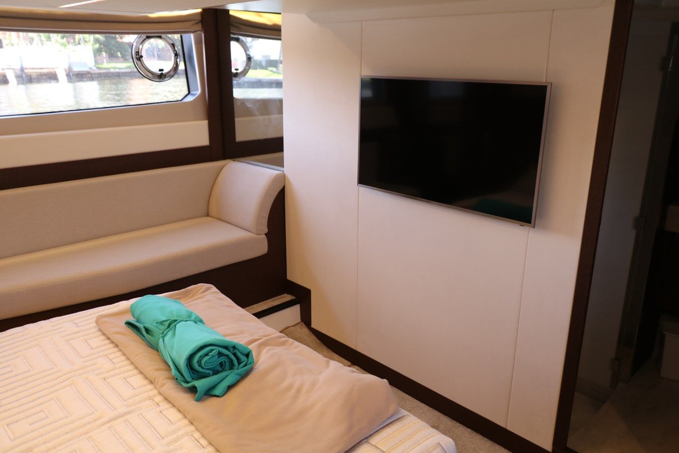 Купить яхту InterMarine Trade - PRESTIGE в Shestakov Yacht Sales