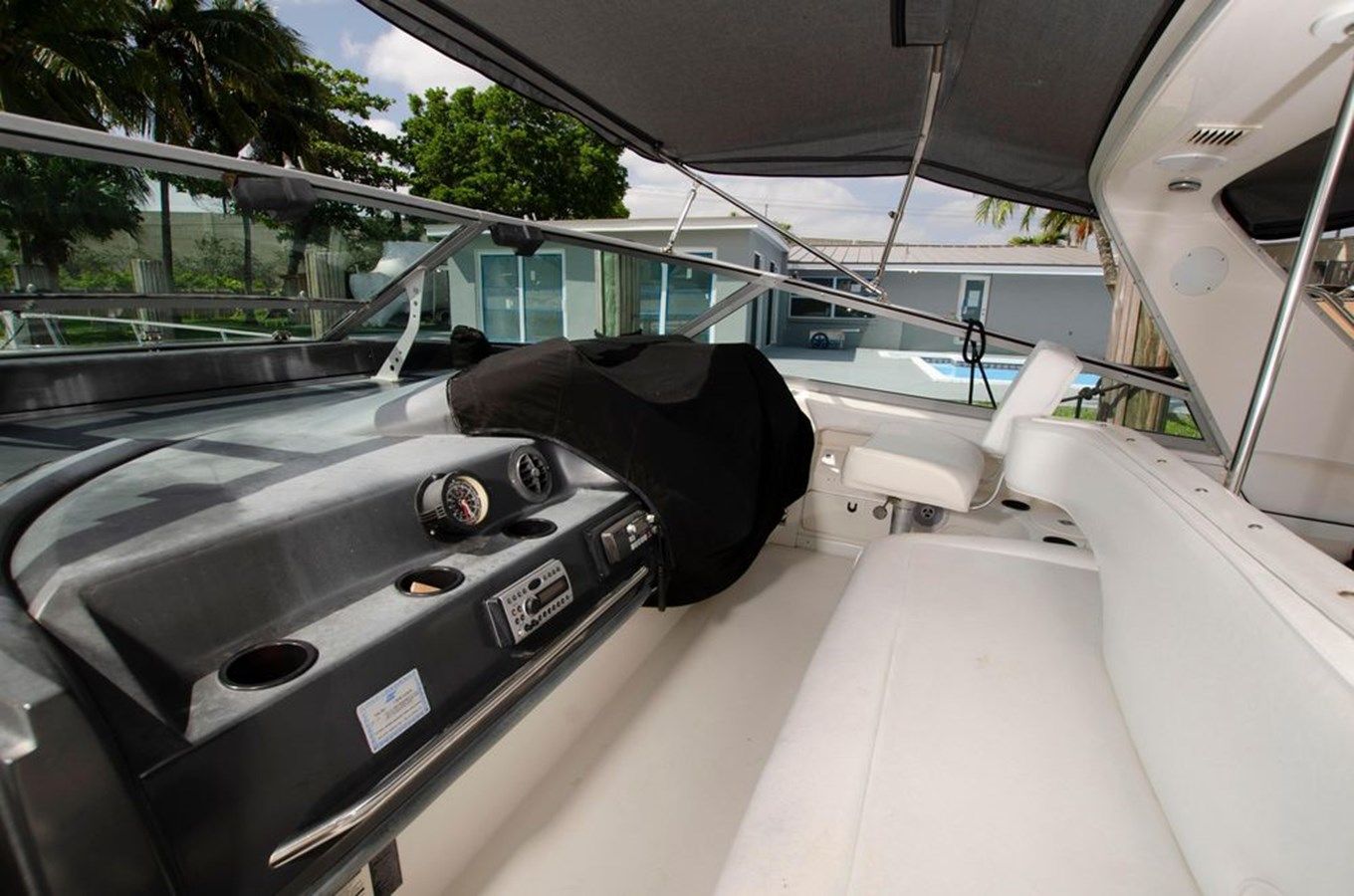 Buy a yacht - Sundancer