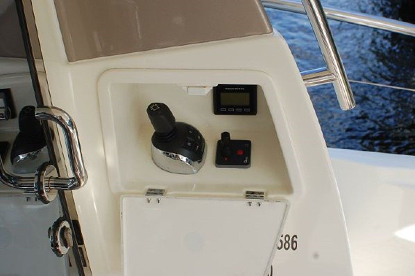 Buy a L'Etoile 500 at Shestakov Yacht Sales