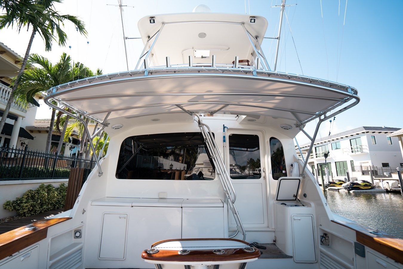 the best price on Sea Sea 2000