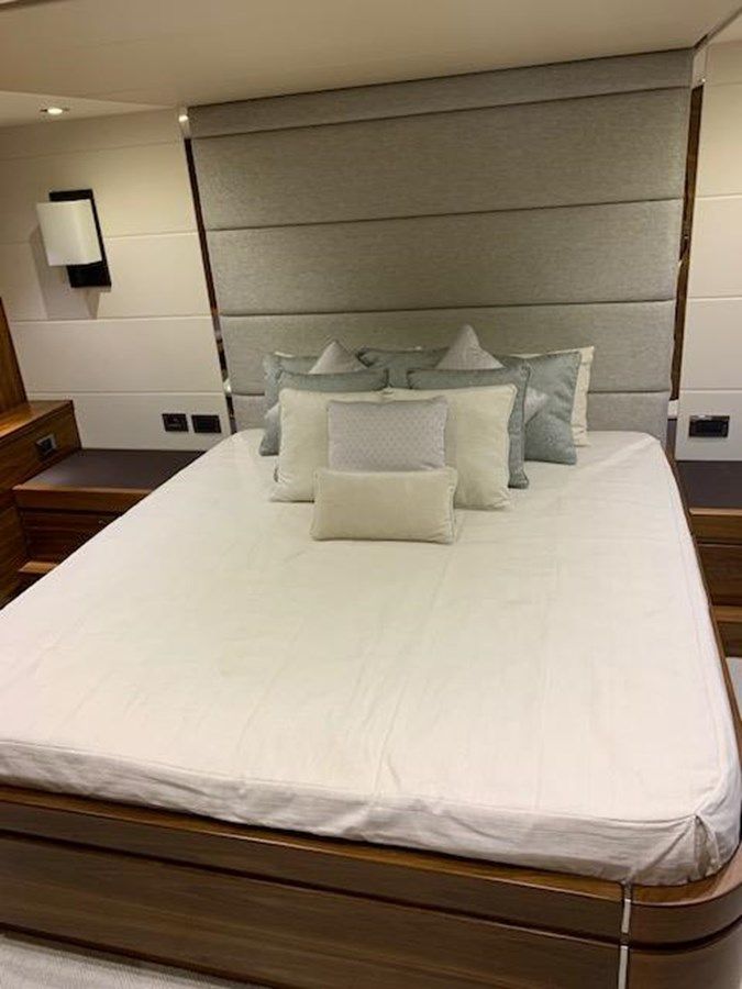 Продажа яхты Piece Of Ship - Sunseeker