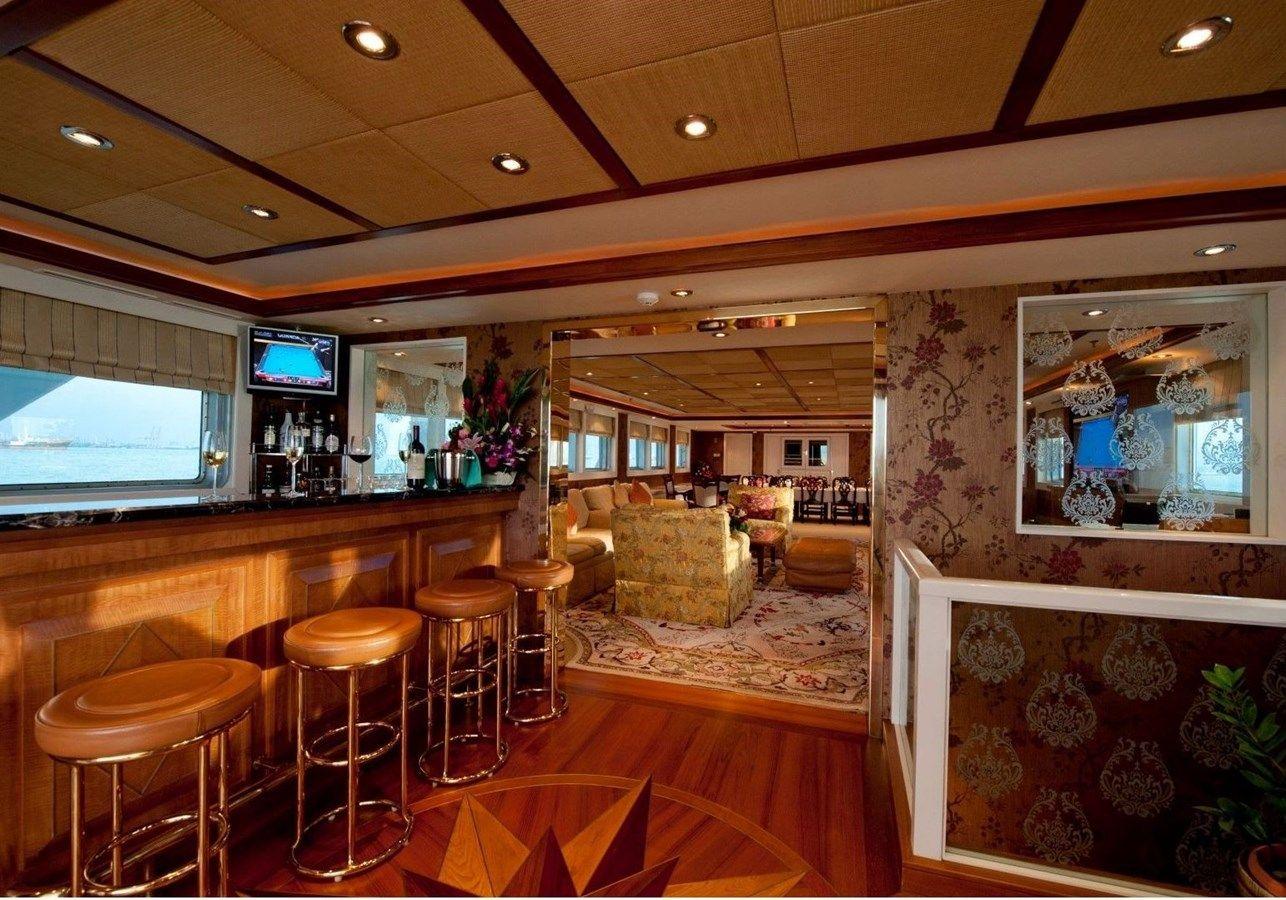 Купить яхту LANGKAWI LADY - STERLING YACHTS в Shestakov Yacht Sales