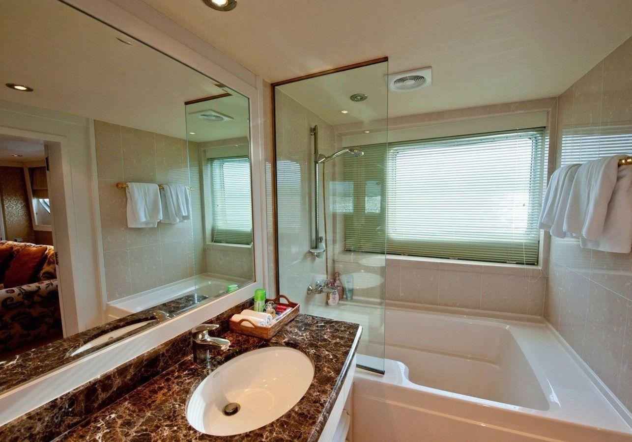 Стоимость яхты LANGKAWI LADY - STERLING YACHTS